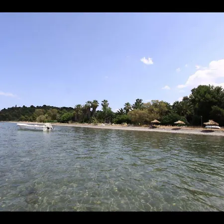 M K Aparthotel Arkitsa