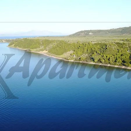 M K Aparthotel Arkitsa